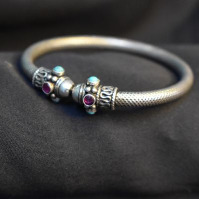 92.5 Silver openable bracelet with Oxidised finish!