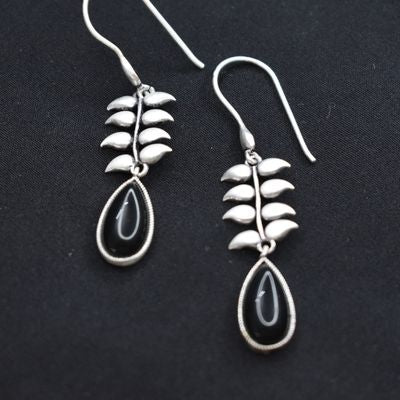 92.5 silver dangler earring with black drop stone.
