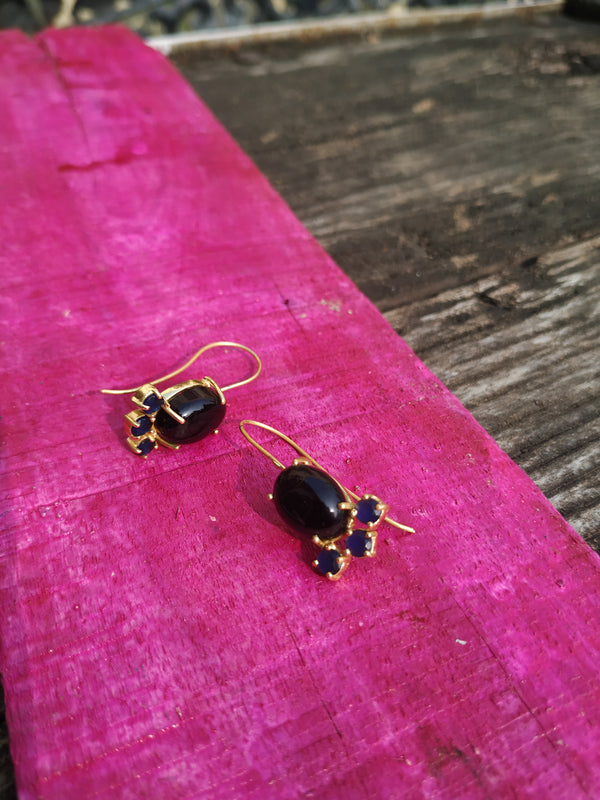 925 Silver Gold Tone Hook Earring With Stone Cluster