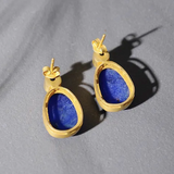 Classic Silver Studs With Calibrated Lapiz