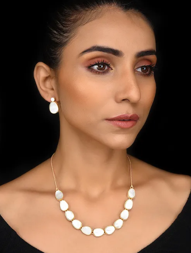 Classic 925 Silver Necklace With Mother Of Pearl